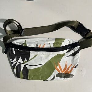ALOHA Collection Painted Birds Hip Pack